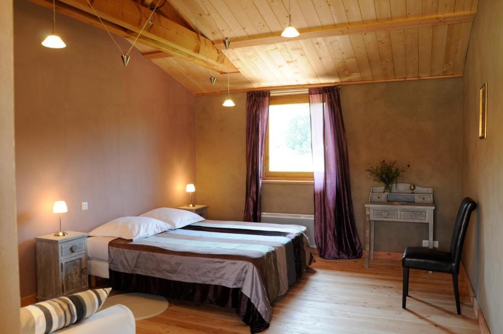 La Pierre Folle Chambres D'Hotes Cluny Room photo