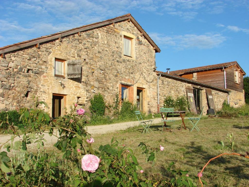 La Pierre Folle Chambres D'Hotes Cluny Exterior photo