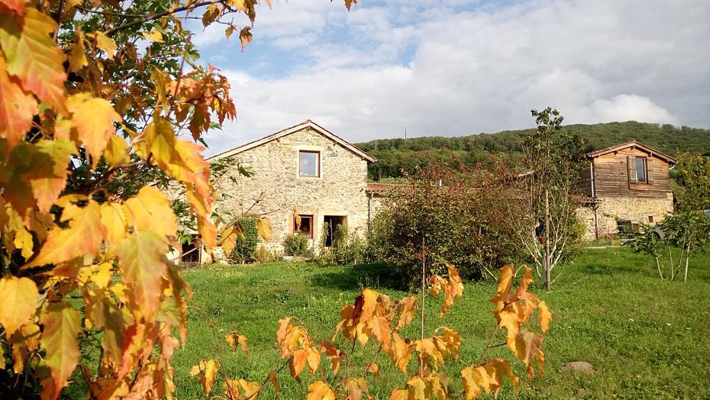 La Pierre Folle Chambres D'Hotes Cluny Exterior photo